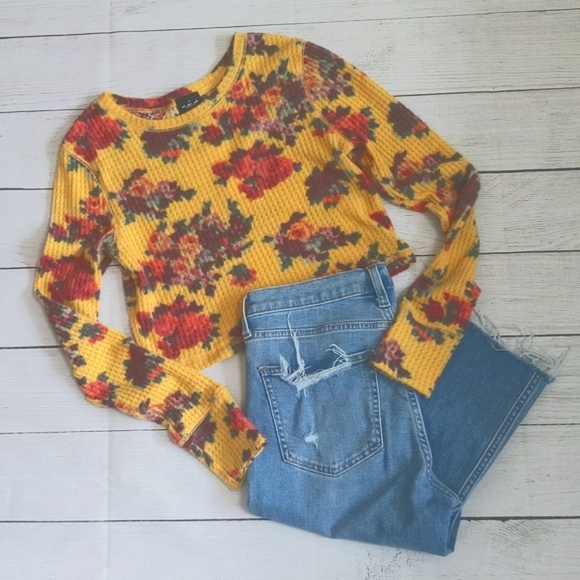 Out From Under Waffle Knit Long Sleeve Yellow Floral Cropped Top - Size M - Picture 2 of 12